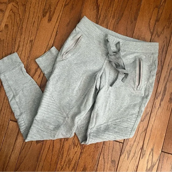 ALO Yoga Gray Moto Joggers XS - Picture 1 of 7